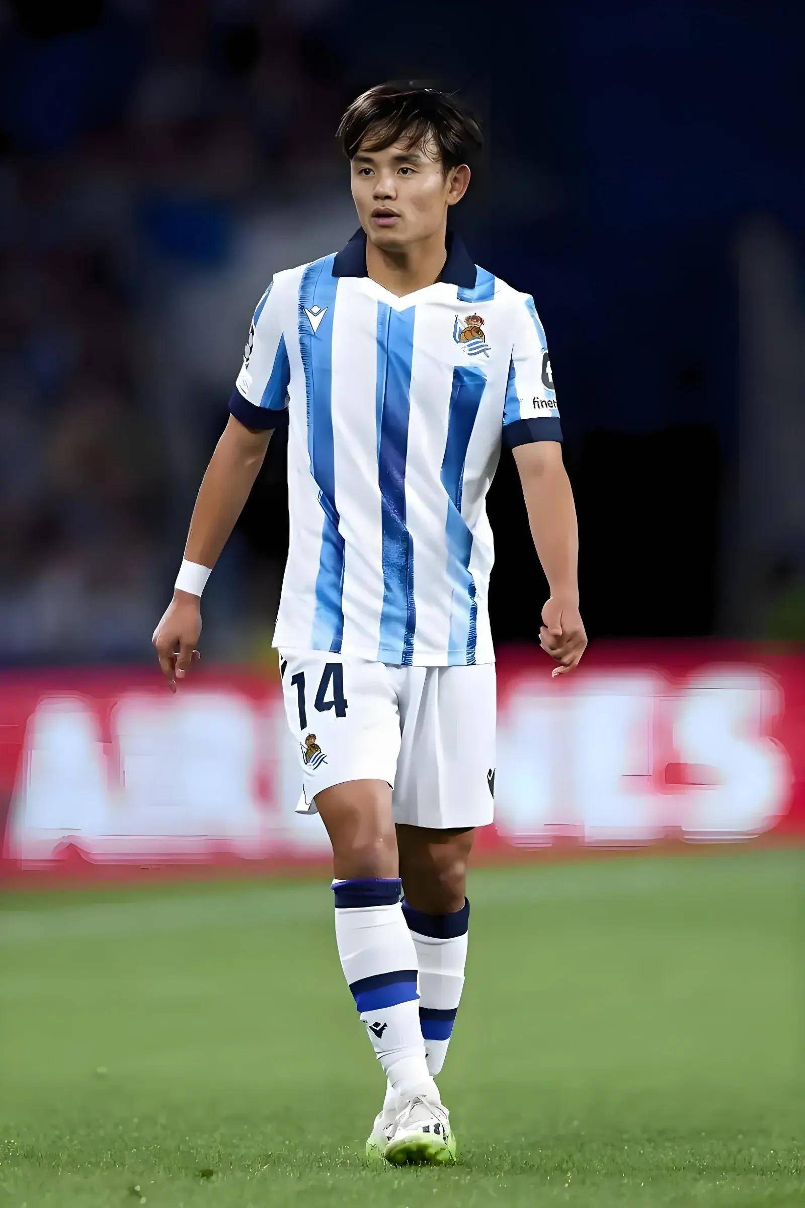 关于荷甲冲刺阶段再迎强敌，深圳男篮伤情更新，主帅态度：球迷炸锅，身体对抗强度拉满的信息-AYX SPORTS