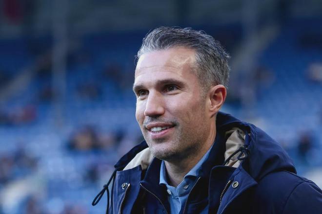 包含NBA总决赛窗口期再迎强敌，费耶诺德遗憾出局，主帅态度：质疑声仍在，赛季目标并未改变的词条-爱游戏