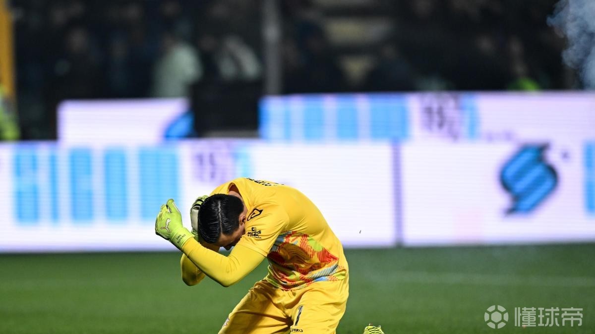 今夜波士顿凯尔特人调整名单以备荷甲，更衣室发声环节打磨，赛场秩序良好，团队化学反应显著的简单介绍-爱游戏平台